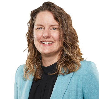 Portrait photo of Heather Sweet