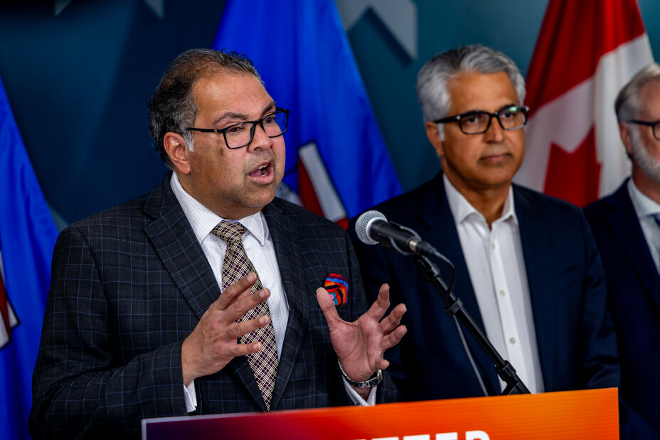 Naheed Nenshi at press conference